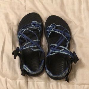 Chacos size 6
